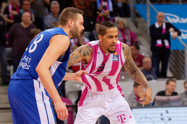 望的坚实基 望的坚实基